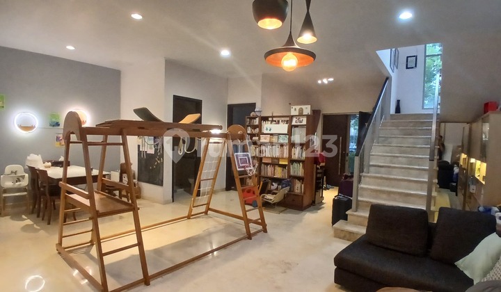 Pantai indah kapuk , Golf Island Ukuran 8x20 Semi Furnish AC 7