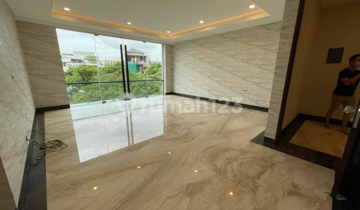 Pantai Indah Kapuk Cluster Garden House Full Marmer Unfurnish