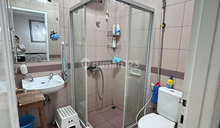 Pantai Indah Kapuk 1, cluster kenari 6x15 semi furnish, 2 kamar