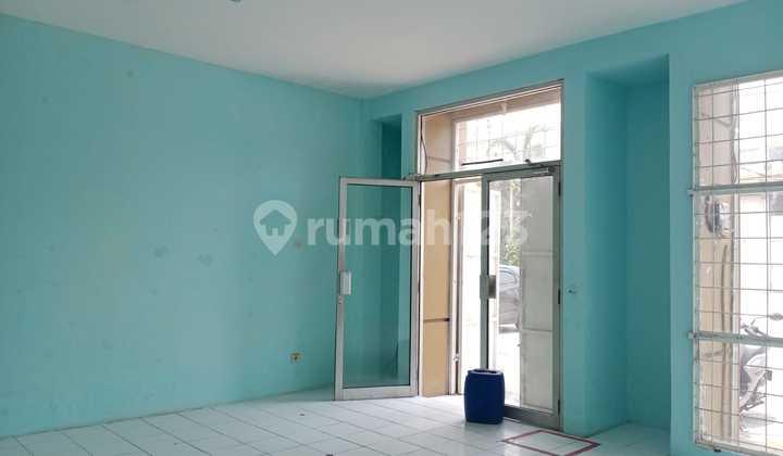 Prima Centre, Prima Centre warehouse with a building area of 350m2