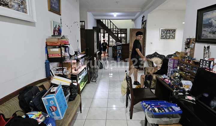 Rumah 2 Lantai Siap Huni dengan Hunian Nyaman dan Asri @Ciputat Timur 2