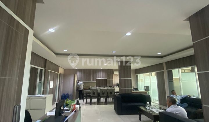 Affordable Ready-to-Use Building in Kebayoran Lama