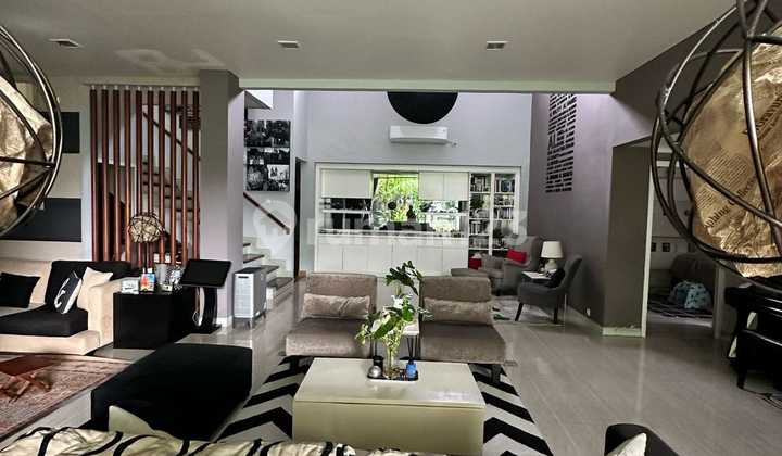 2 Houses Combined into 1, Already with SHM, 2 Floors, Strategic Location in Bintaro