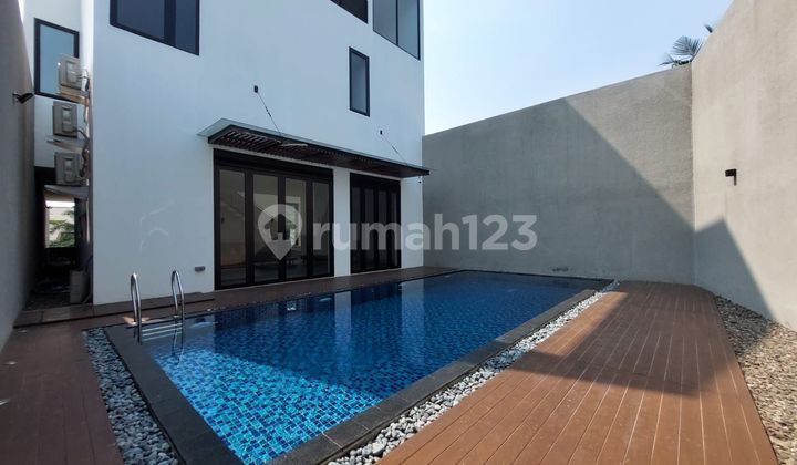 Nice House East Cilandak 2