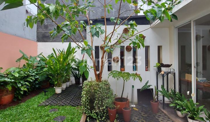 Sector 9 House, Bintaro Jaya Sector 9 House, Bintaro Jaya