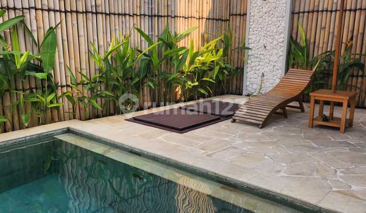 Brand New ! Rumah Mewah dengan Desain Elegan di Bintaro Jaya Brand New ! Rumah Mewah dengan Desain Elegan di Bintaro Jaya