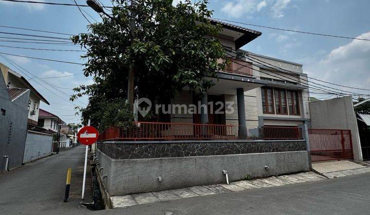 Rumah Hook Siap Huni Lokasi Strategis dan Hunian Nyaman @Legoso 1