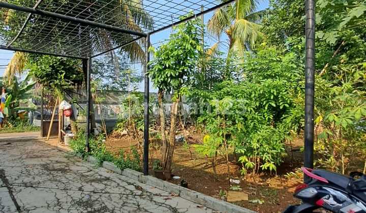 Rumah Hitung Tanah Luas 650 m2 ada kontrakan 6 Pintu dengan Lokasi Strategis @Pamulang