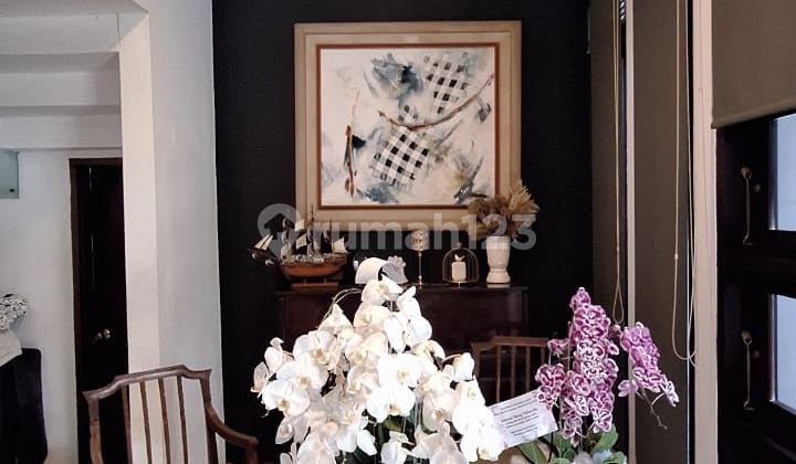 Rumah Semi Furnished 2 Lantai Siap Huni dengan Hunian Nyaman dan Asri di @Bintaro Sektor 9