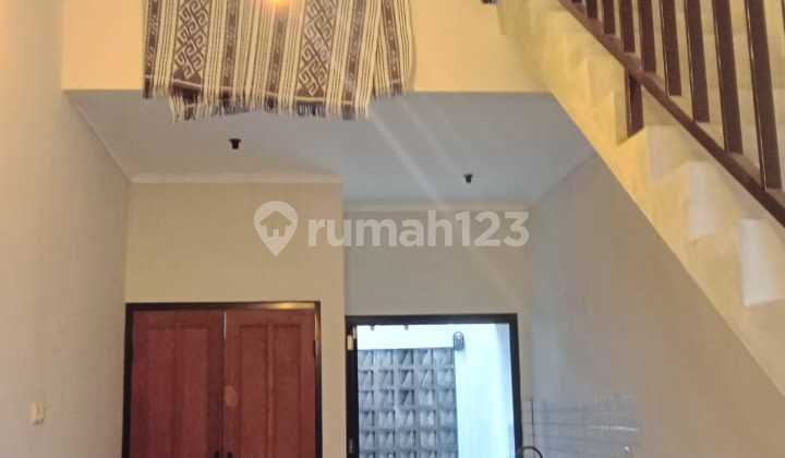 Rumah Siap Huni di Bintaro Jaya dengan Lingkungan Asri KT 3 KM 2