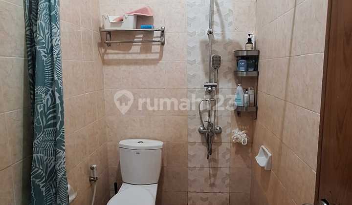 Beautiful Clean House in Bintaro KT 3 KM 2 with SHM Certificate 2