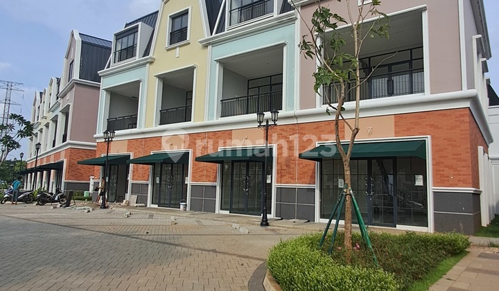 Ready-to-Use New Shop House 3 Floors 2