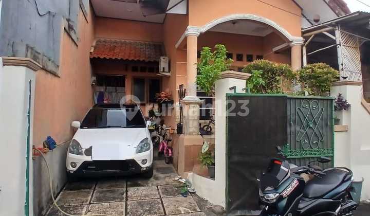 Rumah Siap Huni Di Pondok Aren Tangerang Selatan dengan Hunian Nyaman dan Asri sudah SHM.