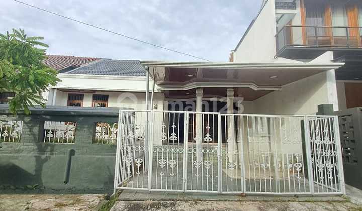 Rumah Siap Huni dengan Hunian Nyaman dan Asri di Pamulang