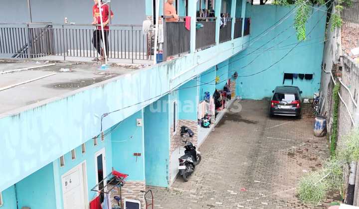 For Sale Cheap 16-Door Boarding House and Stalls in Pondok Kelapa For Sale Cheap 16-Door Boarding House and Stalls in Pondok Kelapa