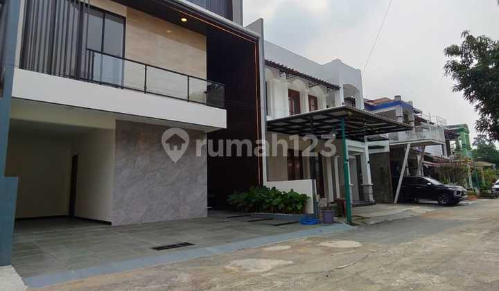 Rumah Baru Siap Huni Dalam Komplek One Gate Di Pejaten 2