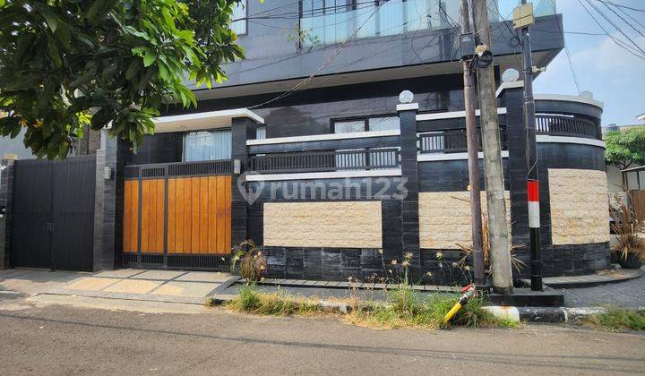 Dijual Rumah Baru Posisi Hook Akses Jalan Lebar di Pondok Kelapa 1