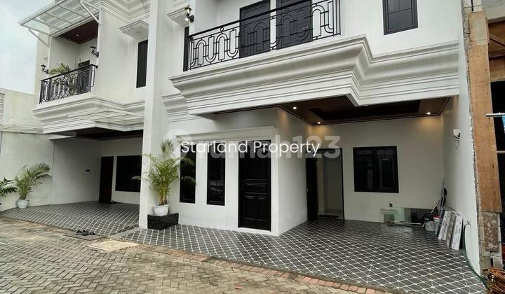 Rumah 2,5 Lantai Dekat Akses Tol Dan Stasiun di Bintaro