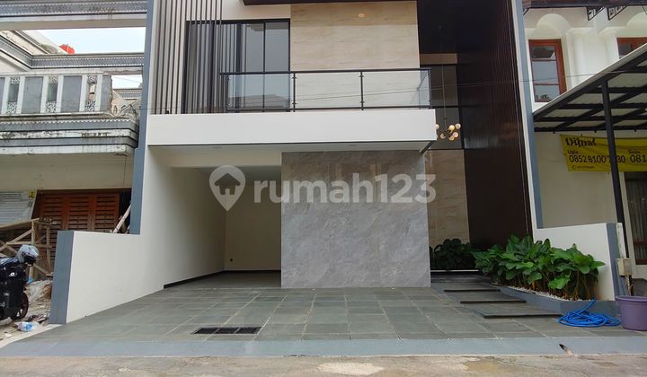 Rumah Baru Siap Huni Dalam Komplek One Gate Di Pejaten Rumah Baru Siap Huni Dalam Komplek One Gate Di Pejaten