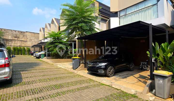Turun Harga Rumah Full Furnished Dalam Townhouse Di Bambu Apus