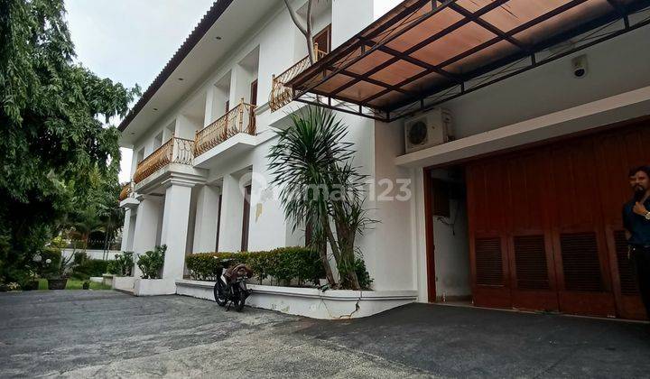 Rumah Posisi Hook Dalam Komplek Elite Di Simprug Golf Kebayoran  1