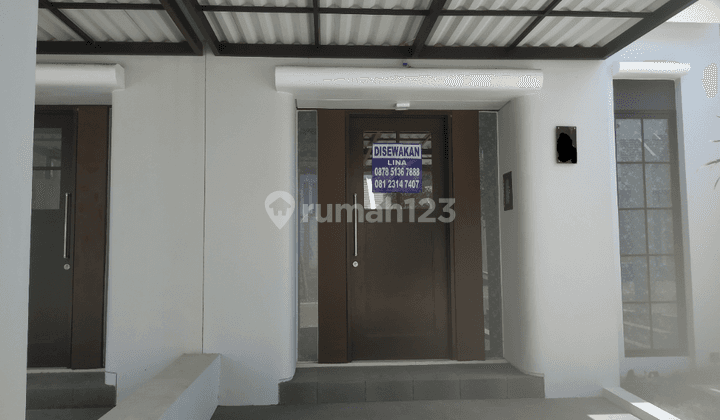 Rumah baru gress siap huni. Ada 2 AC, ada internet 4
