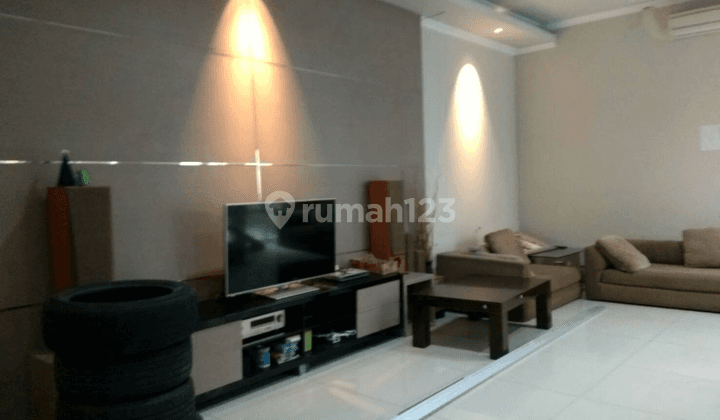 Rumah Furnish di Galaxy Bumi Permai, 
Araya siap huni 5