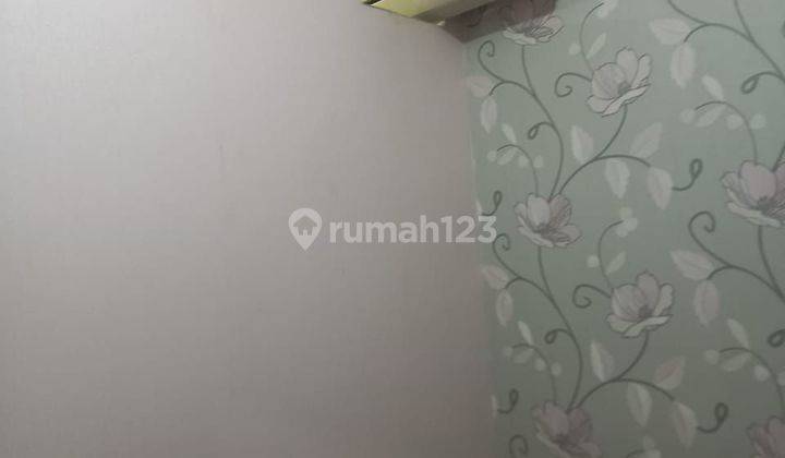 Apartemen Puncak Permai 2 Kamar Tidur Semi Furnished, Bagus, view pool,  2