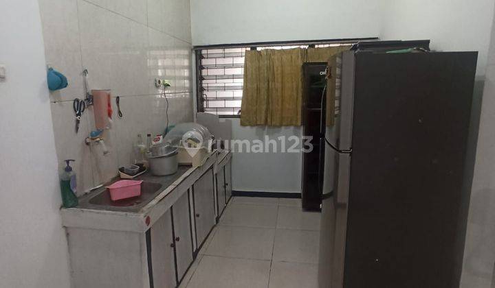 dapur rumah di pondok candra shm