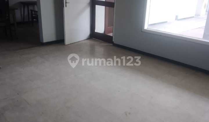 Rumah Butuh Minim Renovasi. Harga Termurah Di Jemursari 2