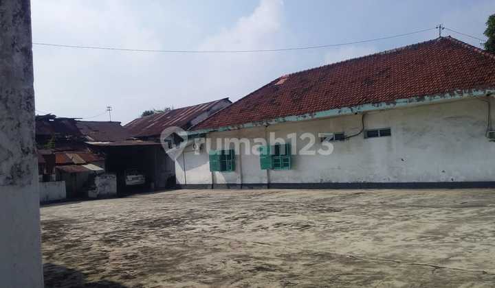 Land and Building with SHM, Affordable Price, Zero Location, Provincial Road Mojokerto Trowulan. Land and Building with SHM, Affordable Price, Zero Location, Provincial Road Mojokerto Trowulan.