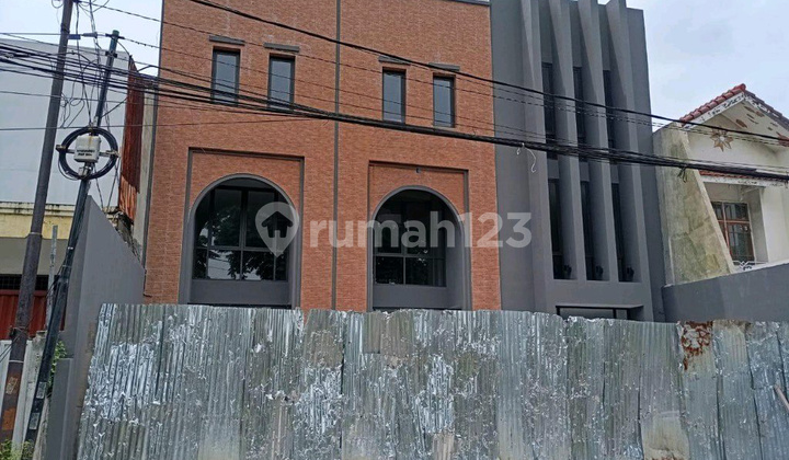 Ruko Rungkut Asri 3 Lantai Baru Gress Siap Huni