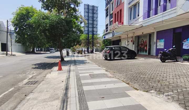 Ruko Strategis Di Raya Kartini Surabaya Ruko Strategis Di Raya Kartini Surabaya