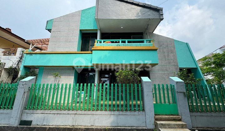 2-Story Hook House Ready to Occupy in the Strategic Location of Duri Kepa, West Jakarta