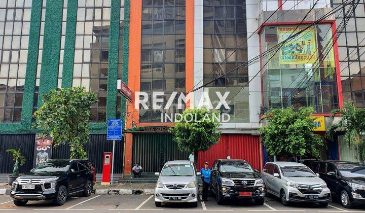 Jual 2 Ruko Gandeng Jl. Pintu Air 5, Pasar Baru, Jakarta Pusat 1