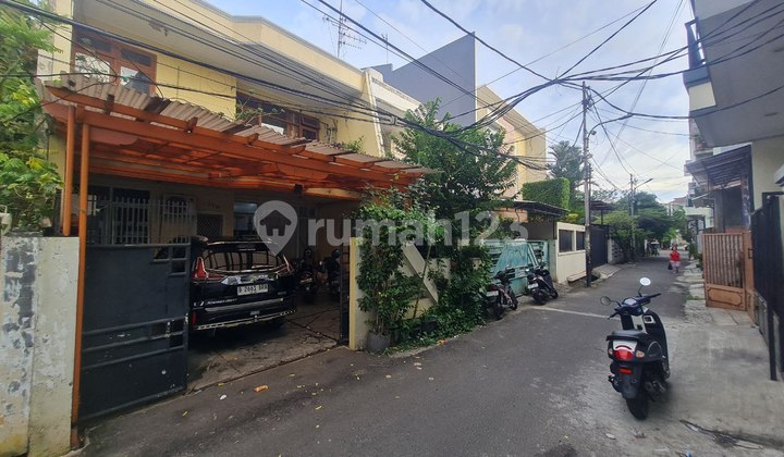Strategic House for Sale in Kedoya, West Jakarta 2