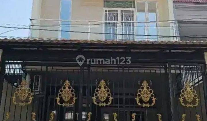 Dijual Rumah Cantik di Komplek Kavling Polri Jelambar Jakarta Barat 2