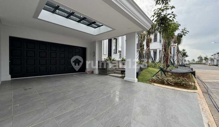 Dijual Rumah Hook 3 Lantai dengan View Danau di Kawasan Premium Pik 2 2