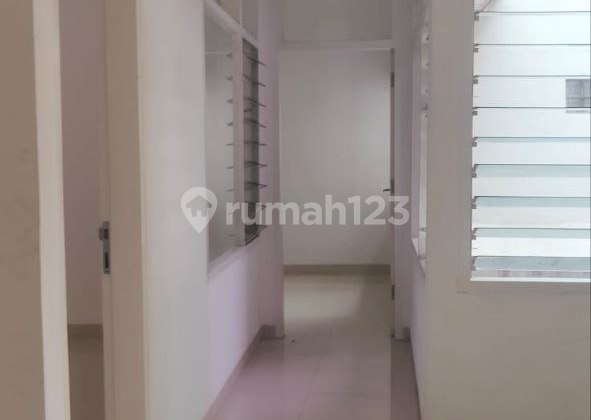 Dijual Rumah Kantor 2 Lantai di Cideng, Jakarta Pusat 2