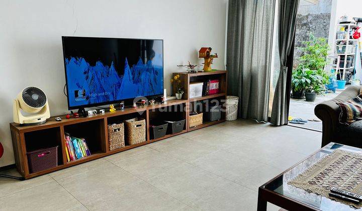 Rumah Mewah 2 lantai di Mampang Prapatan, Jakarta Selatan 1