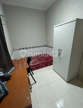 House + Business Space + 4 Rental Rooms in a Strategic Location, Tanjung Duren, West Jakarta 2
