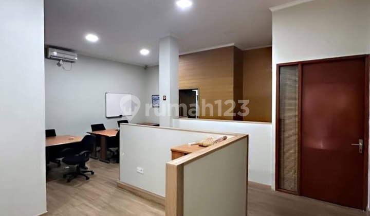 Strategic Office Building Warung Buncit South Jakarta Strategic Office Building Warung Buncit South Jakarta