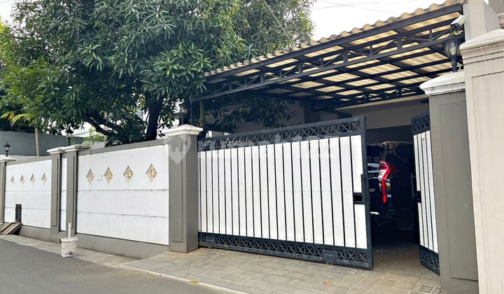 Jual Murah Rumah Mewah Strategis di Mampang, Jakarta Selatan