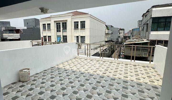 Dijual Ruko Baru 4,5 Lantai Pinggir Jalan di Jelambar Jakarta Barat 2