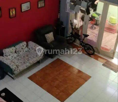 Dijual Rumah 2 Lantai di Komplek Taman Aa Kebon Jeruk Jakarta Barat 1