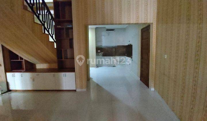 Dijual Rumah Cantik 2 Lantai Bagus di Cimanggis Depok 2