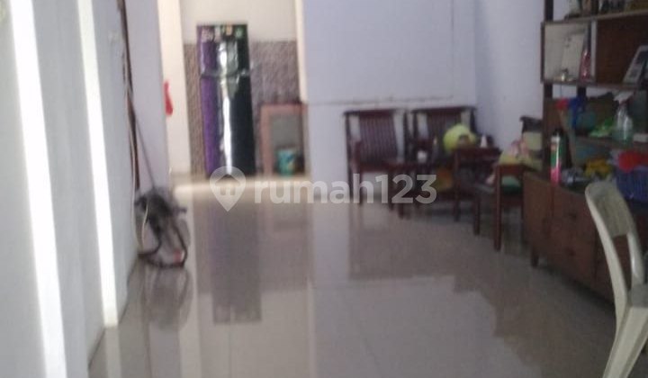 Jual Cepat Rumah Nyaman 2 Lantai di Taman Ratu, Jakarta Barat 2