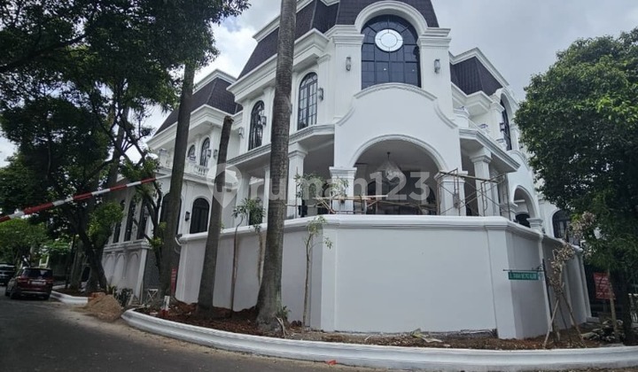 Jual Rumah Mewah American Neo Classic di Pondok Indah