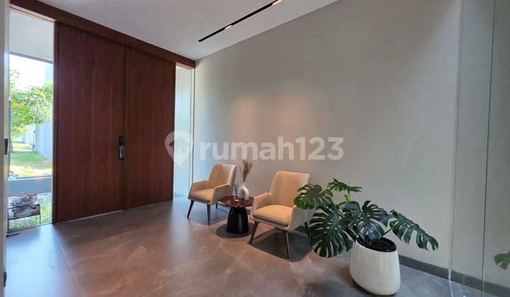 FOR SALE – Rumah Mewah Siap Huni Cluster Ebony Greenlake City Cipondoh Tangerang 2