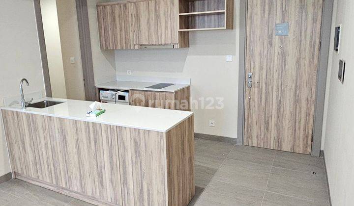 Apartemen Menara Jakarta 2 Kamar Tidur Bagus Unfurnished 2